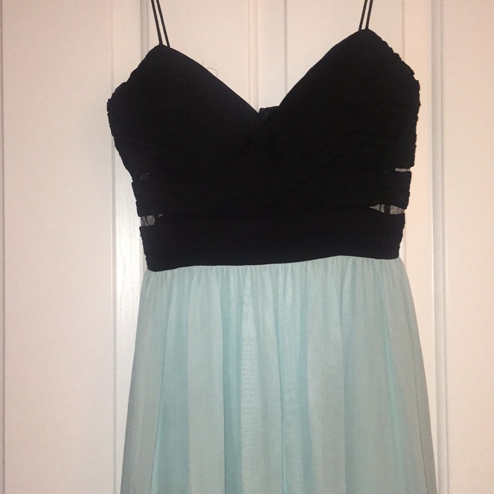 Homecoming dress/ special occasion - Picture 2 of 6